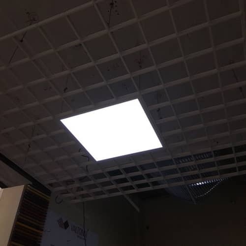 Купить Светильник Албес Ultra Light LED светодиодный Грильято с опаловым рассеивателем по низкой цене