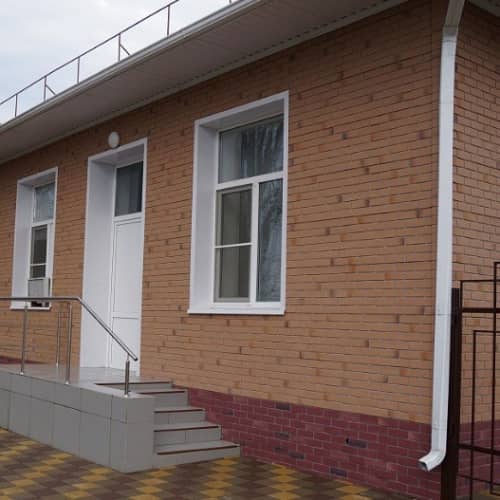 Купить Панель Docke Berg фасадная Золотистая 1015х434 мм для наружной отделки дома по низкой цене