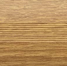 Деревянный, металлический, пластиковый напольный плинтус.