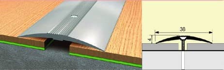 Деревянный, металлический, пластиковый напольный плинтус.