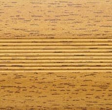 Деревянный, металлический, пластиковый напольный плинтус.