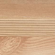 Деревянный, металлический, пластиковый напольный плинтус.