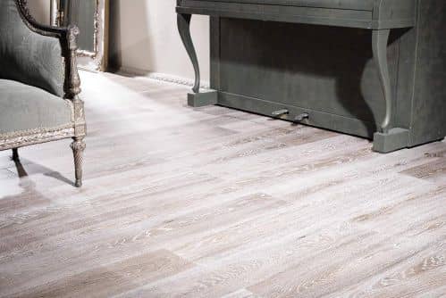 Купить Паркетная доска Tarkett Rumba Дуб Айсберг Браш 1200х120х14 мм (0,86 м2) по низкой цене