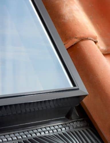 Купить Окно-люк Velux VLT 1000 (029) мансардное 450х730 мм по низкой цене