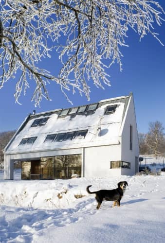 Купить Окно Velux Optima Стандарт GZR 3050B (MR06) мансардное, ручка снизу780х1180 мм по низкой цене