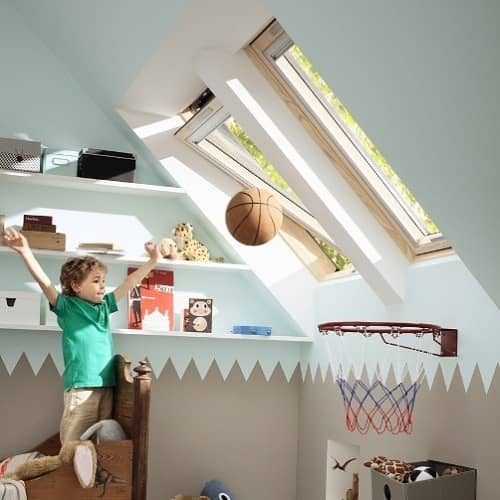 Купить Окно Velux Optima Комфорт GLR 3073BIS (FR06) мансардное, ручка снизу 660х1180 мм по низкой цене