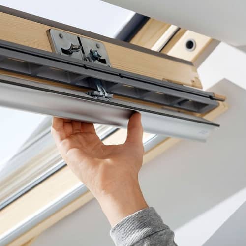 Купить Окно Velux Premium GLL 1061 MK10 мансардное, ручка сверху 780x1600 мм по низкой цене