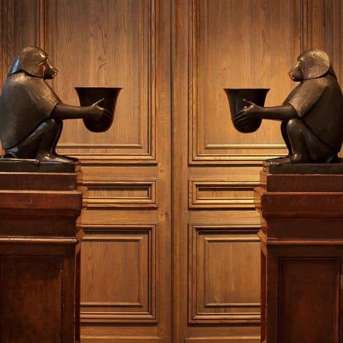Купить Лампа Eichholtz Monkey настольная по низкой цене