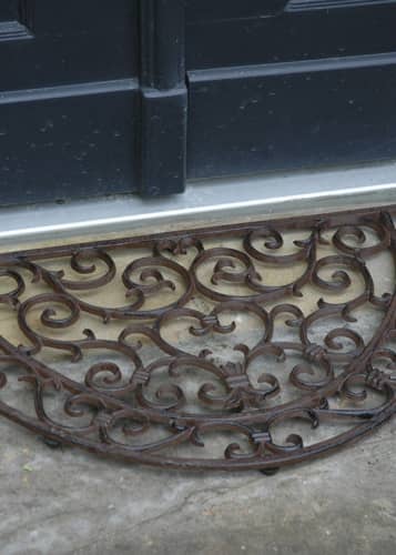 Купить Решетка придверная чугунная полукруглая Esschert Design по низкой цене