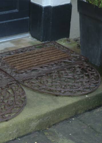 Купить Придверный коврик-решетка чугунная Esschert Design по низкой цене