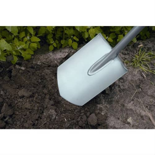 Купить Лопата Fiskars 131300 штыковая телескопическая по низкой цене