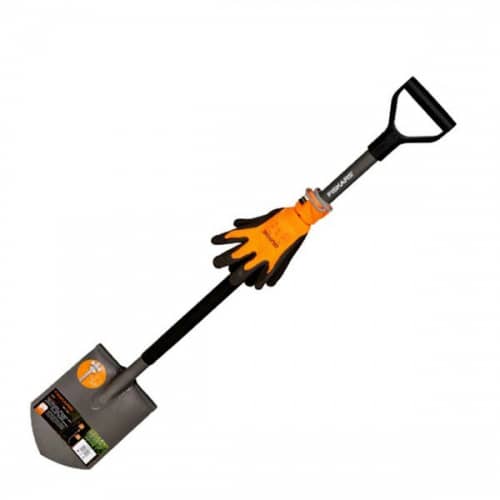 Купить Лопата Fiskars 131416 штыковая Эргономик с перчатками по низкой цене