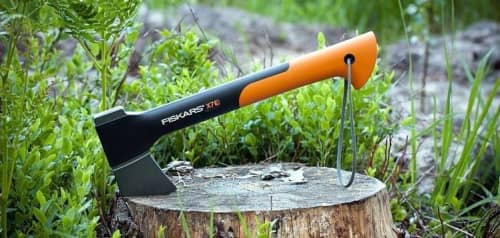 Купить Топор Fiskars 129048 универсальный X7 с точилкой по низкой цене