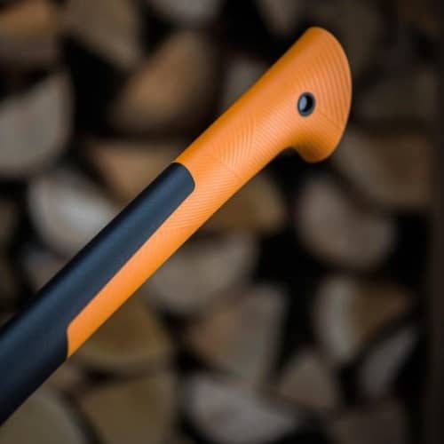 Купить Топор Fiskars 129050 колун X17 с точилкой по низкой цене