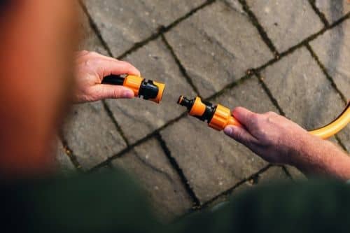 Купить Коннектор Fiskars 1020450 для шланга 1/2-5/8 дюйма с автостопом по низкой цене