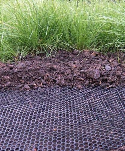 Купить Сетка Протэкт Газон-1/1 Г-9 газонная черная 9х9 мм 2х30 м по низкой цене