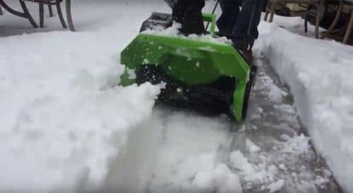 Купить Снегоуборщик Greenworks GD40SB аккумуляторный без аккумулятора по низкой цене