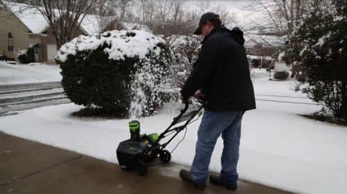 Купить Снегоуборщик Greenworks 80V GD80SB аккумуляторный без аккумулятора по низкой цене