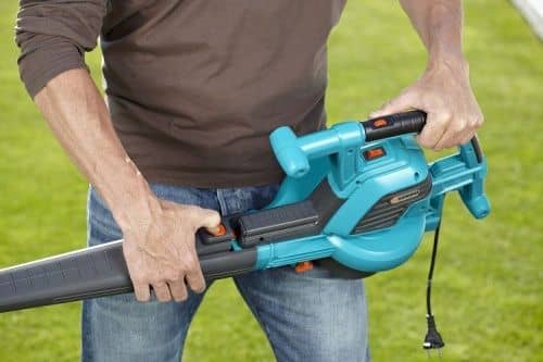 Купить Воздуходувка-пылесос Gardena ErgoJet 3000 09332 электрический по низкой цене