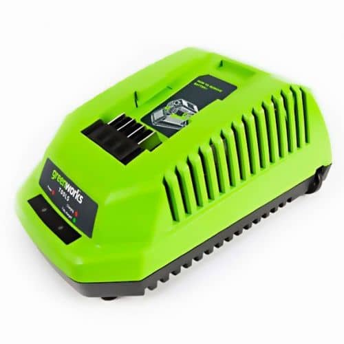 Купить Зарядное устройство GreenWorks G40C 40V для аккумуляторов по низкой цене