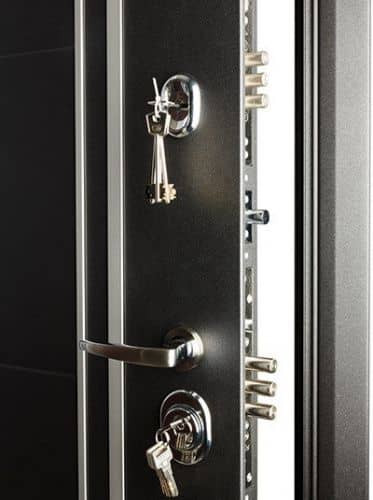 Купить Дверь Промет С4 Гранит входная металлическая левая снаружи металл Черный муар внутри МДФ Бодега рубин 2066х880 мм по низкой цене