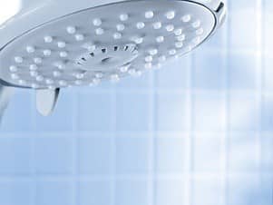 Купить Душ Grohe New Tempesta Rustic 26089000 верхний с душевым кронштейном по низкой цене