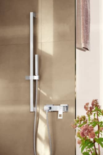 Купить Смеситель Grohe Eurocube 23141000 для ванны по низкой цене