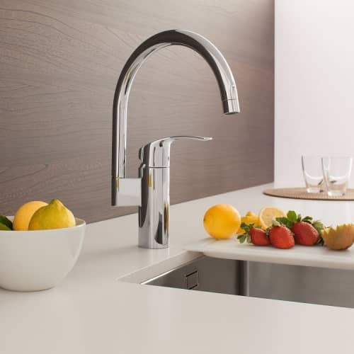 Купить Смеситель Grohe Eurosmart 33202002 для кухни по низкой цене