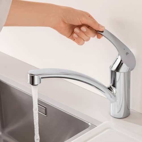 Купить Смеситель Grohe Eurosmart 33281002 для кухни по низкой цене
