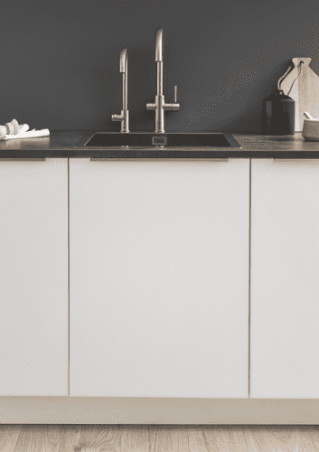 Купить Смеситель Grohe Red Duo New 30083001 для кухни с водонагревателем по низкой цене