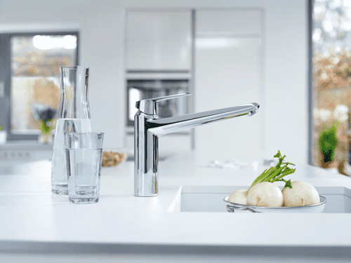 Купить Смеситель Grohe Eurodisc Cosmopolitan 33770002 для кухни по низкой цене