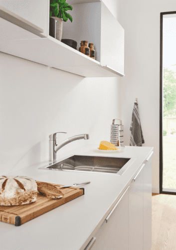 Купить Смеситель Grohe Eurosmart 30305DC0 для кухни по низкой цене