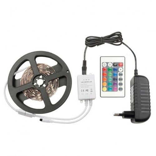 Купить Комплект Volpe ULS-Q211 светодиодной ленты с адаптером 5050-30LED/IP20/RGB 300 см по низкой цене