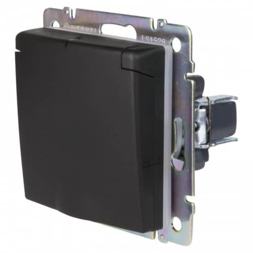 Купить Розетка Werkel WL08-SKGSC-01-IP44 одноместная с заземлением и защитными шторкам с крышкой черный матовый по низкой цене