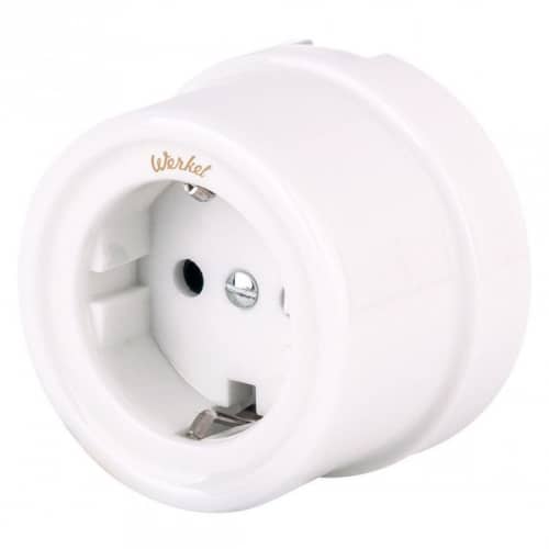 Купить Розетка Werkel Retro WL18-03-02 одноместная с заземлением и защитными шторкам белая по низкой цене