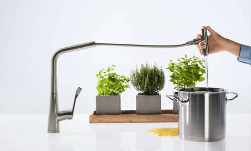 Купить Смеситель Hansgrohe Metris Select c душем 14884000 по низкой цене