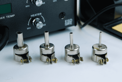 Купить Станция Lukey-852D+ паяльная термовоздушная с феном и цифровым индикатором температуры по низкой цене