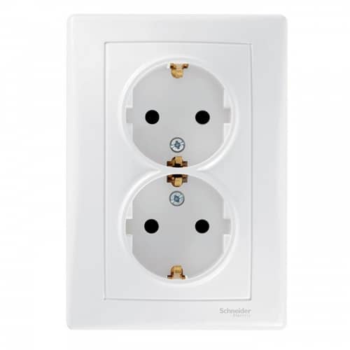 Купить Розетка Schneider Electric Sedna SDN3000621 двухместная с заземлением белая по низкой цене