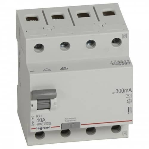 Купить Автоматический выключатель Legrand RX3 402071 4P AC 40А 300мА дифференциального тока по низкой цене