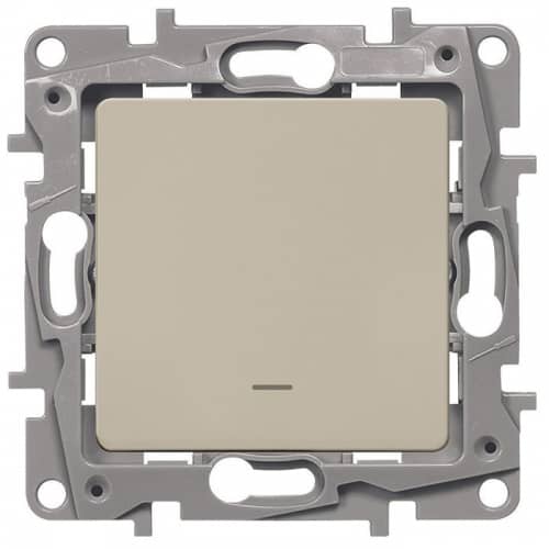 Купить Выключатель Legrand Etika 672303 одноклавишный с индикатором Слоновая кость по низкой цене