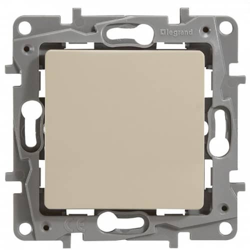 Купить Переключатель Legrand Etika 672309 одноклавишный Слоновая кость по низкой цене