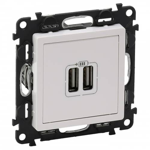 Купить Розетка Legrand Valena Life 753412 USB двойной белый по низкой цене