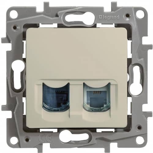 Купить Розетка Legrand Etika 672352 RJ11+RJ45 телефонно-компьютерная двойной Слоновая кость по низкой цене