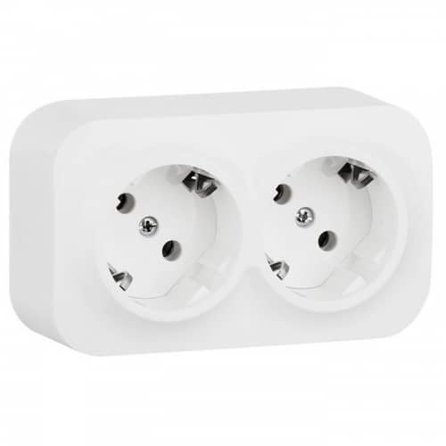Купить Розетка Legrand Quteo 782223 двухместная с заземлением и защитными шторками белая по низкой цене