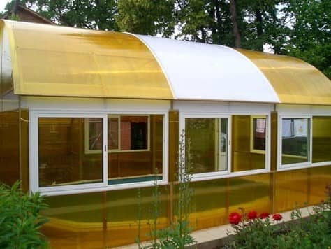 Купить Поликарбонат Wöggel сотовый желтый 4 мм 2,1х12 м по низкой цене