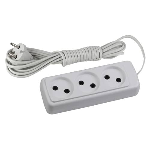 Купить Удлинитель электрический ЭРА 3 гнезда без заземления 1,5 м по низкой цене