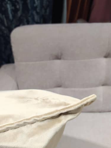 Купить Подушка Valles №3 декоративная микровелюр бежевый 50x50 см по низкой цене