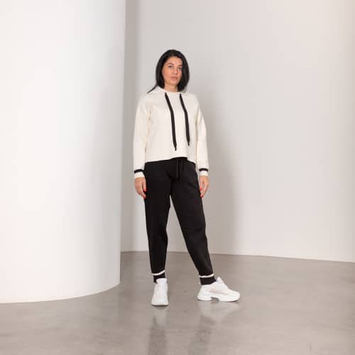 костюм lara ff05733absu белый/черный Купить Костюм Lara FF05733ABSU белый/черный по низкой цене