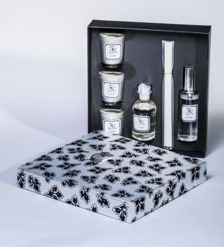 Купить Набор подарочный Serenity Jade Silver премиум из 3 аромасвечей, аромата и аромаспрея по низкой цене