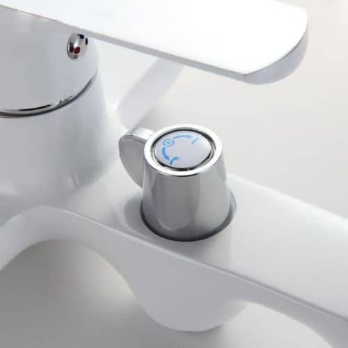 Купить Смеситель Frap F3231 на ванну короткий нос шаров бел/хром по низкой цене